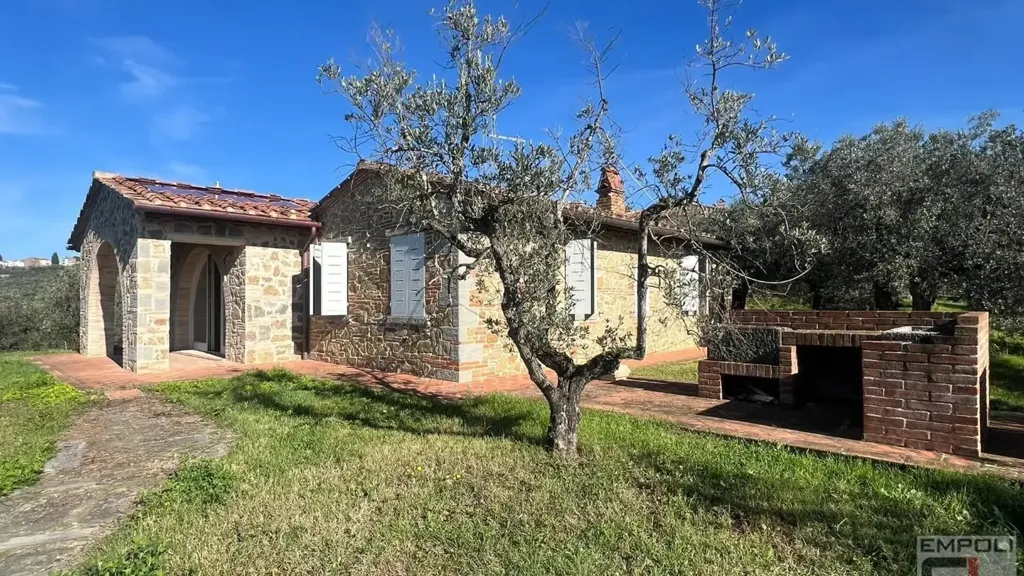 Exterior - Cascina with Pool in Vinci