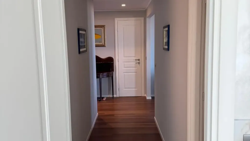 hallway_entrance