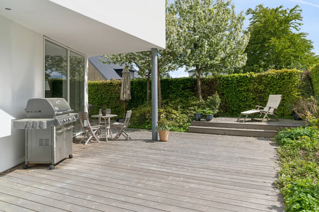 Terrasse - Architect-Designed Villa with Øresund View in Rungsted Kyst