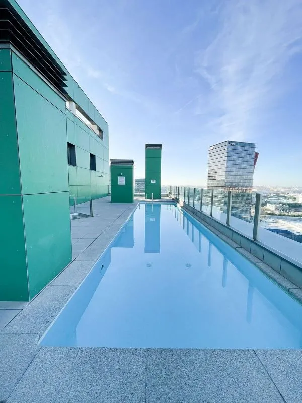 Bassein - Apartment with Pool in Hospitalet