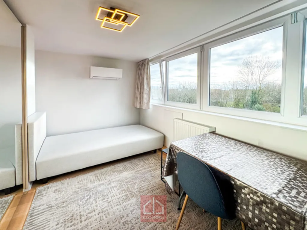 Chambres - Maison rénovée avec terrasse à Waterloo