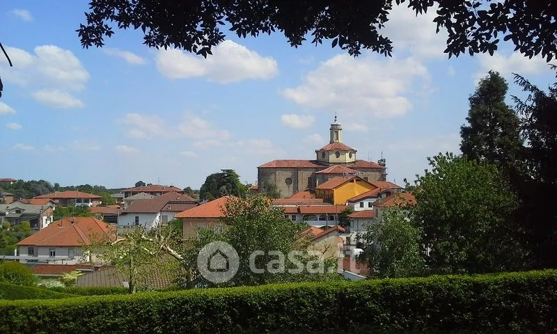 Panoramic Villa Apartment with Garden in Roppolo