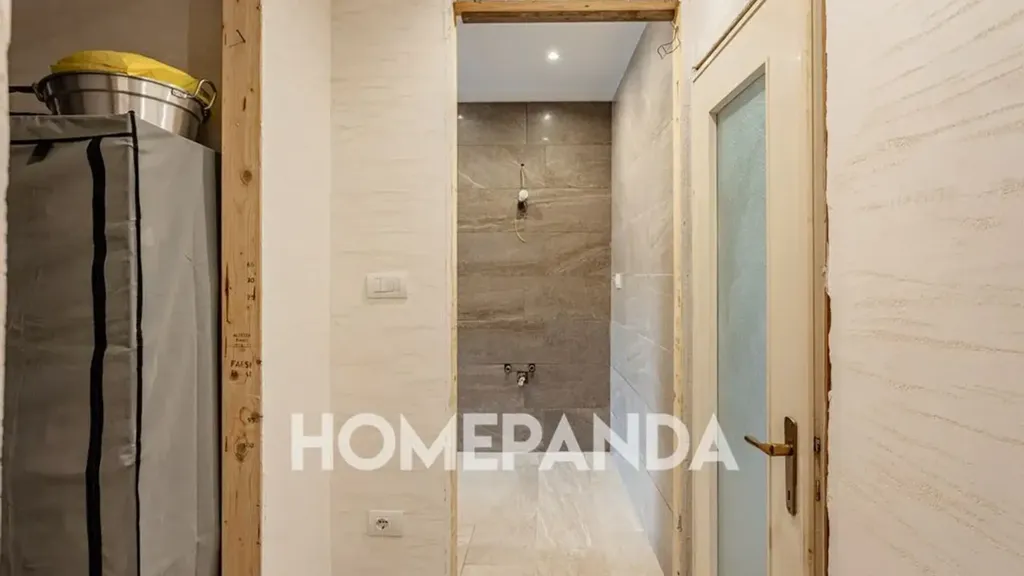 hallway_entrance