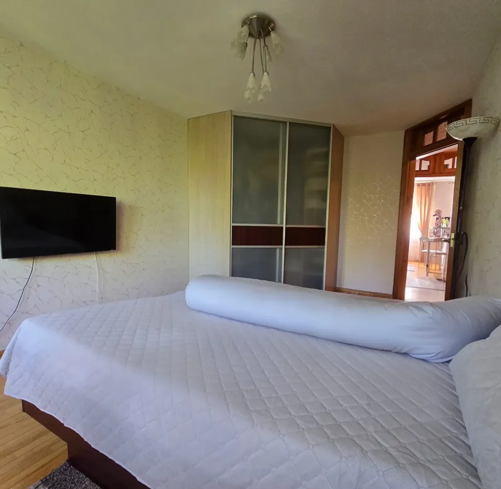Chambres - 4-Bedroom Apartment with Balcony in Klaipėda