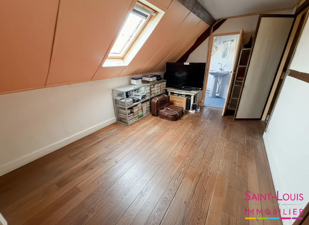 Toad - Spacious House with Garden in Poissy Centre