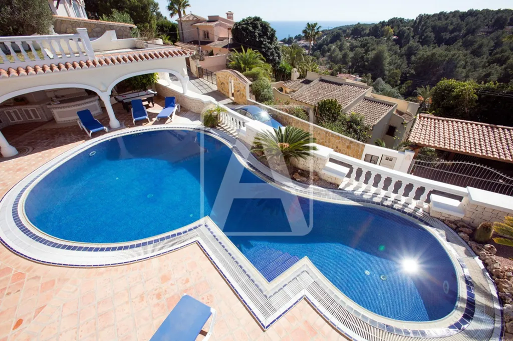 Piscine - Luxury Villa with Sea Views in Benissa