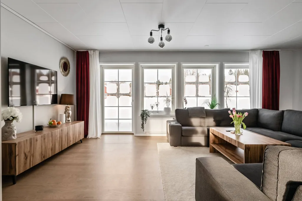 Elutuba - Modern Villa with Large Garden in Vindeln