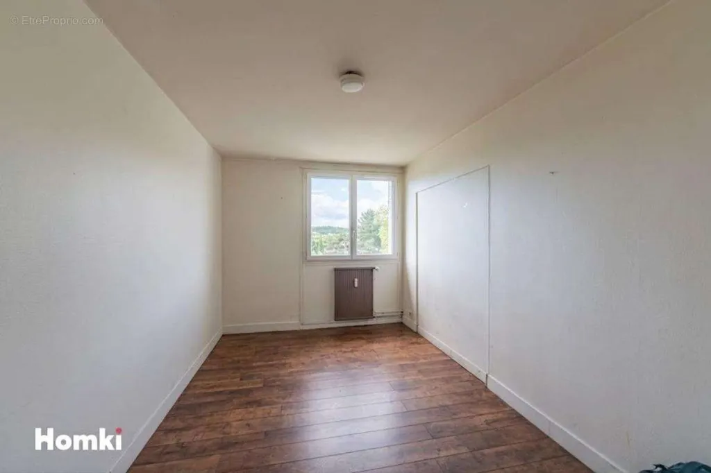 Pièces - Appartement T5 avec Balcon à Oullins