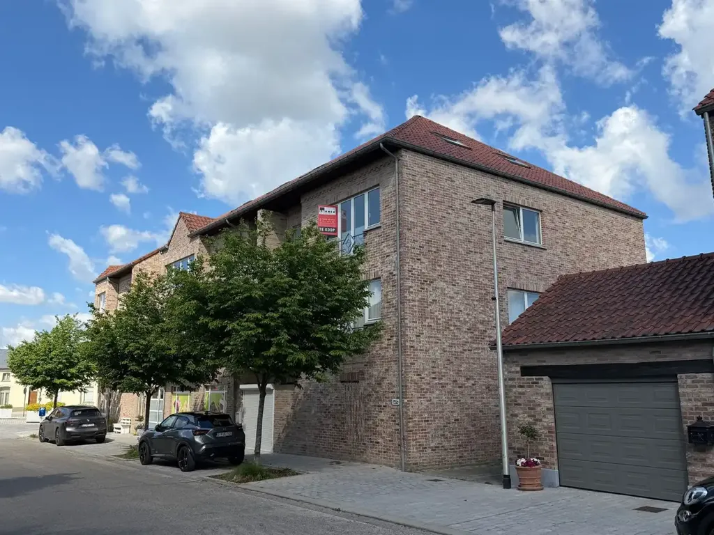 Välivaade - Duplex Apartment with 4 Bedrooms in Brustem Centre