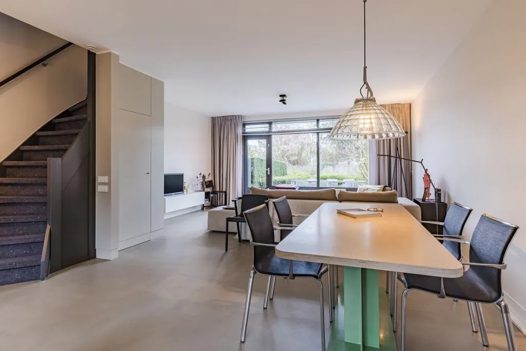 Salle à manger - Modern Tussenwoning with Water View in IJssel