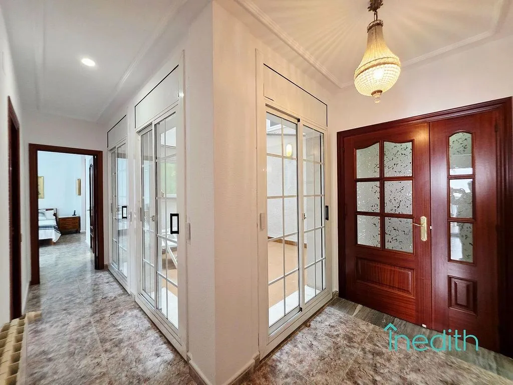 hallway_entrance
