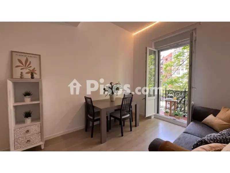 Séjour - Reformed Apartment with Balcony in Salamanca
