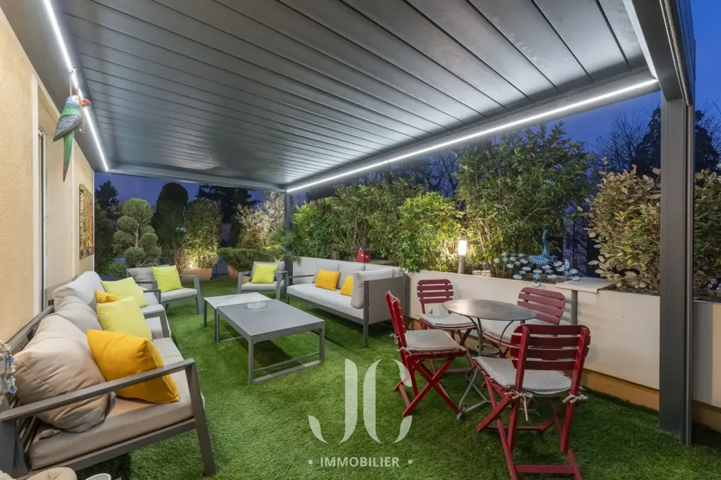 Terrass - Luxury Flat with Terrace in Tassin-la-Demi-Lune