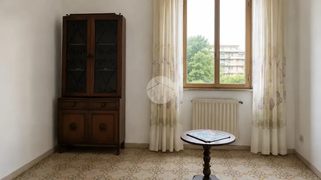 Kabinet - Terni Duplex with Potential in Central Location