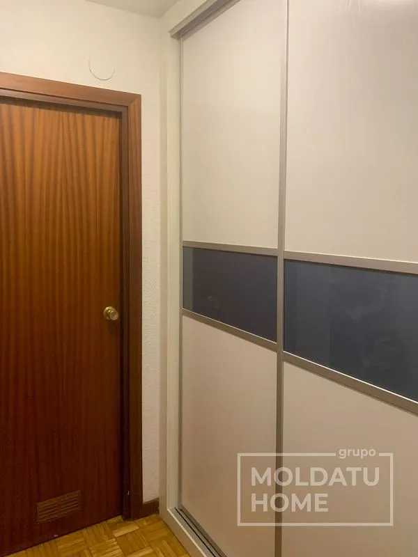 Pièces - Student-Friendly Flat with Central Heating in Iturrama