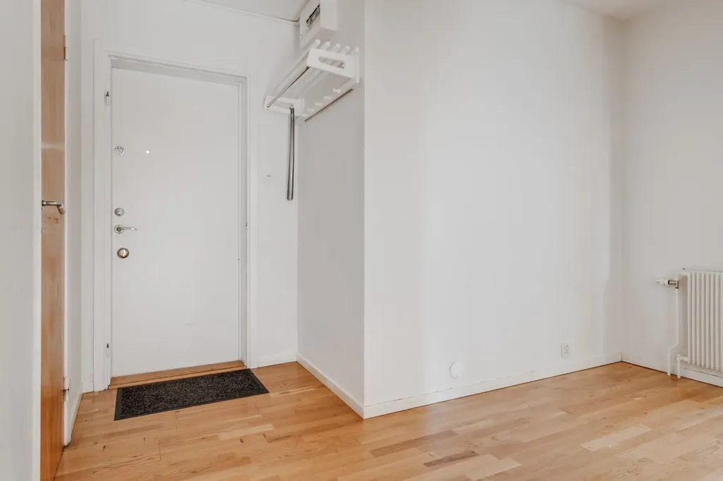 Stanze - Ground Floor Apartment with Balcony in Knalleland