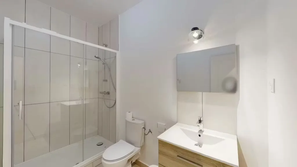 Salles de bain - Appartement Meublé avec Internet à Lille