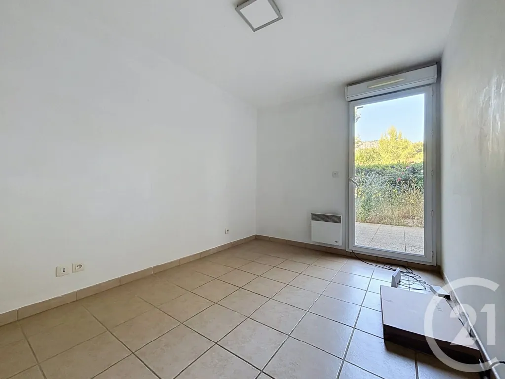 Rooms - Garden Terrace Flat in Marseille 9th