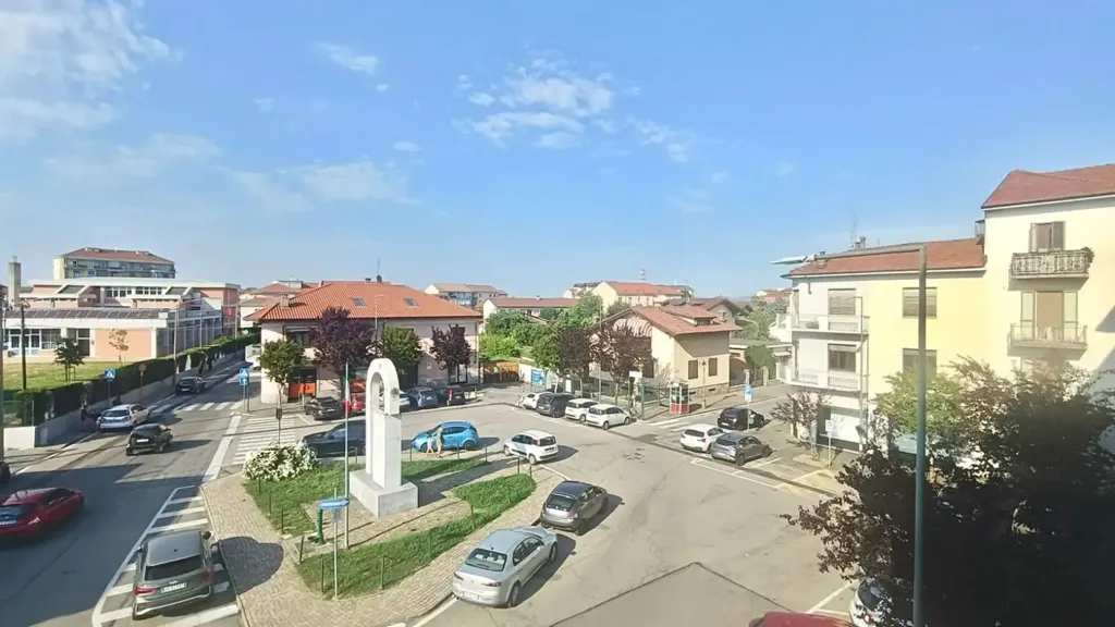 Extérieur - Brightly Laid-out Flat in Orbassano