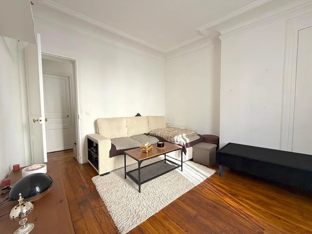 Elutuba - Charming Apartment with Balcony in Centre District