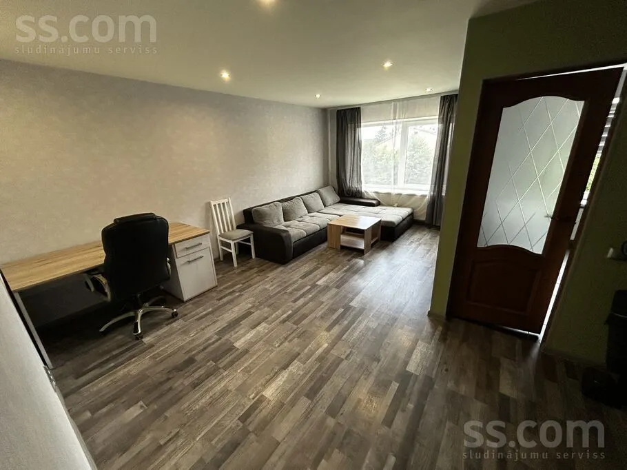 Soggiorno - Spacious 2-Bedroom Flat in Balvi