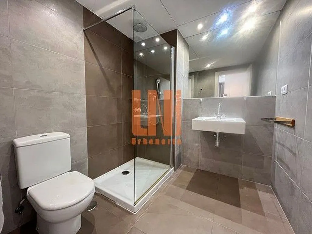 Salles de bain - Furnished Flat with West View in Salamanca