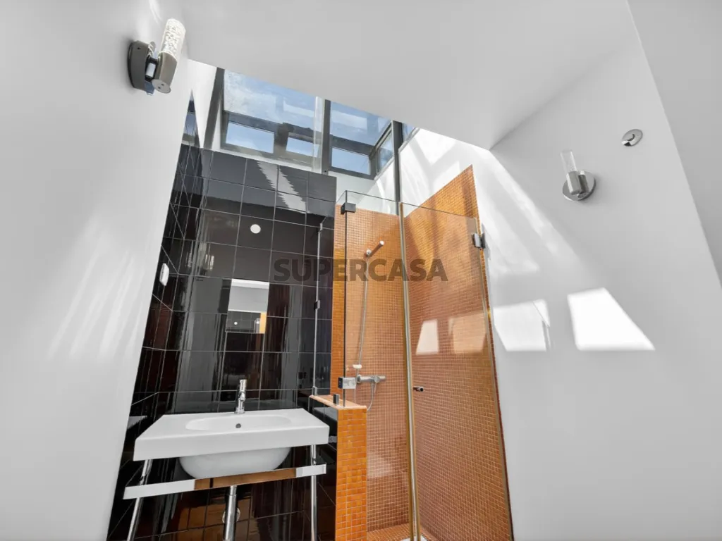Badezimmer - Modern Villa with Industrial Design in Assafora