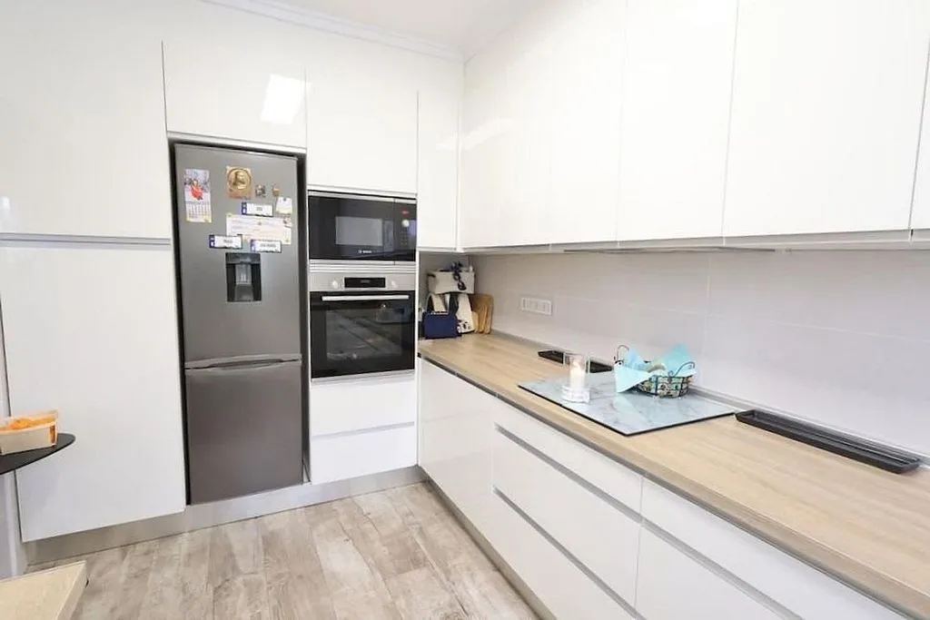 Cuisine - Luxury Villa with Pool in Villamartin