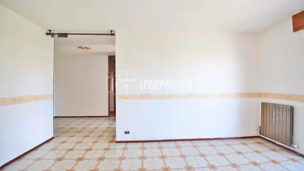 Toad - Bright 2-Bedroom Apartment with Balcony in Cameri