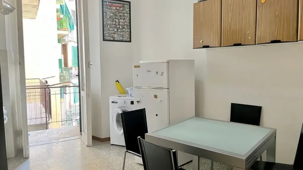 Salle à manger - Three-Bedroom Apartment with Balcony in Florence