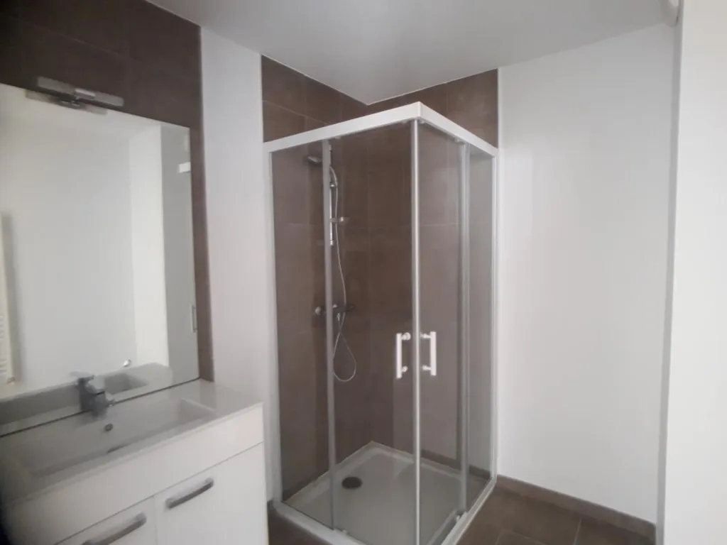 Vannitoad - T2 Flat with Balcony in Bruges Ausone