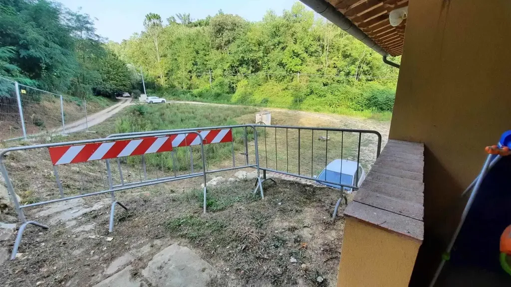 Rõdu - Rustic Home with Flat Garden in Castelfranco Piandisco