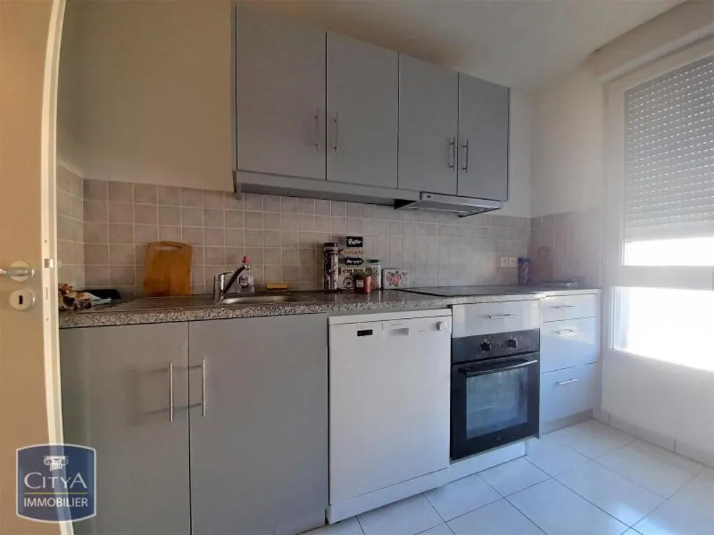 Cuisine - Appartement 3 Pièces avec Balcon à Limoges