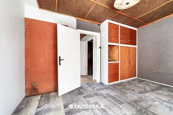 other_room