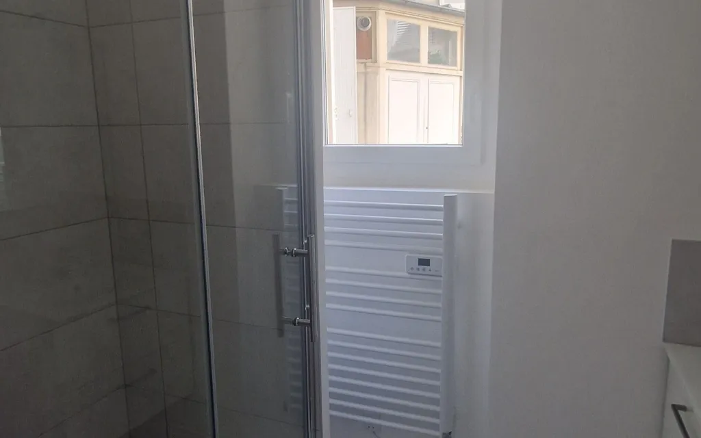 Vannitoad - Renovated 3-Bed Flat with Garden in Sèvres
