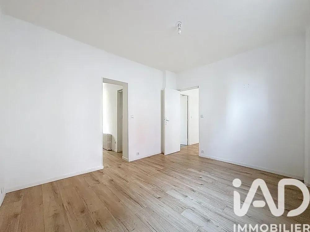 Stanze - Meubled 2-Bedroom Flat in Aulnay-sous-Bois