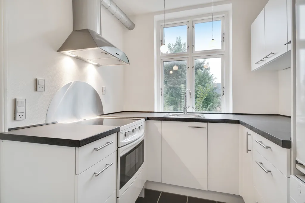 Köök - Modernised 2-Bed Flat in Viborg Centre