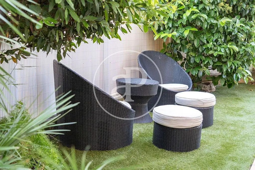 Aed - Ground Floor Flat with Terrace in El Coll d'en Rabassa