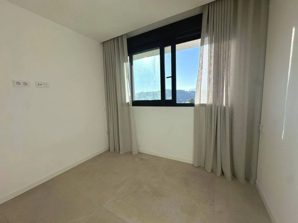 Luxury Duplex with Sea Views in Finestrat