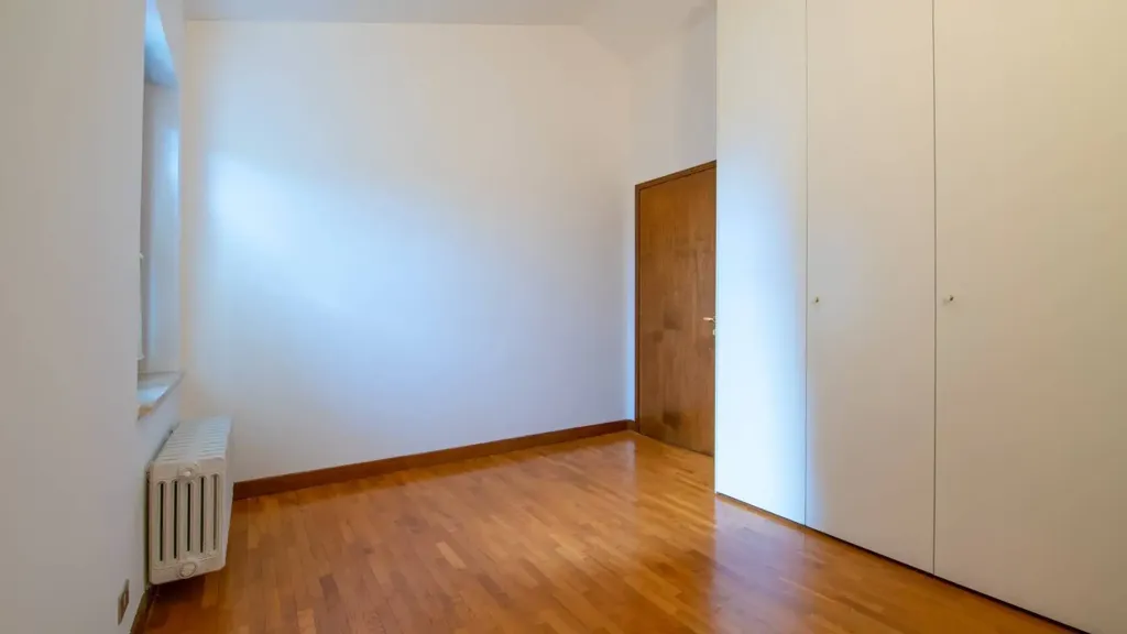 other_room
