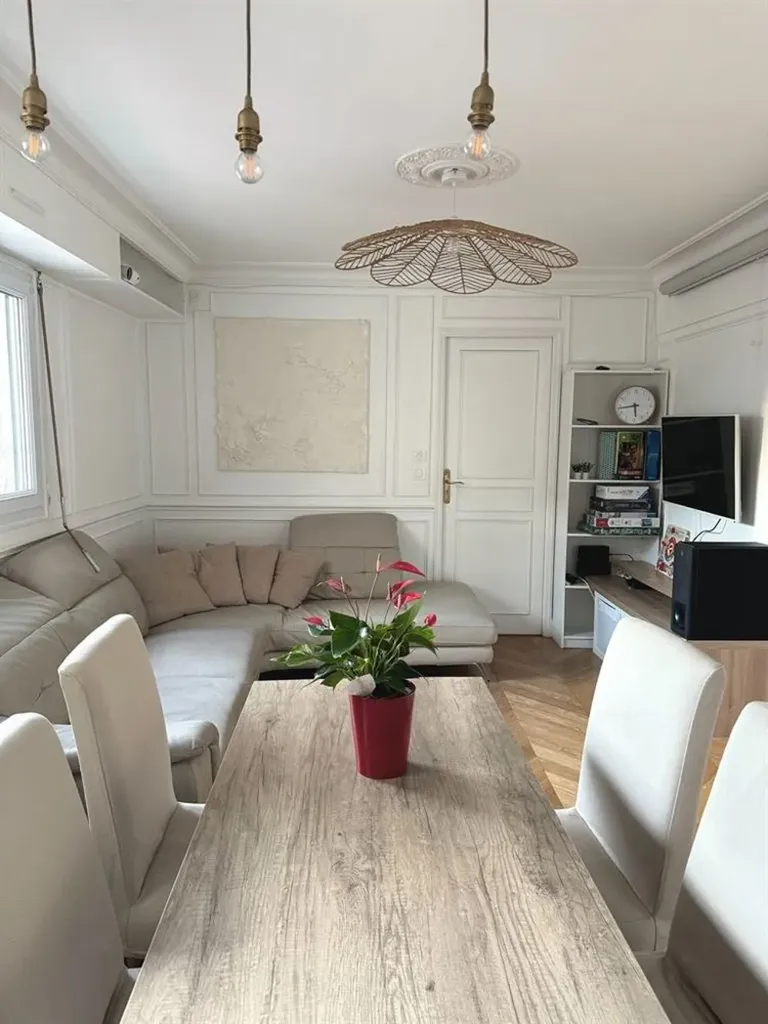 Sala da pranzo - Bright Flat with Balcony in Paris XX