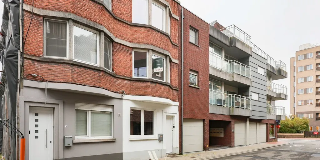 Extérieur - Rijwoning Centrale et Instapklare à Izegem