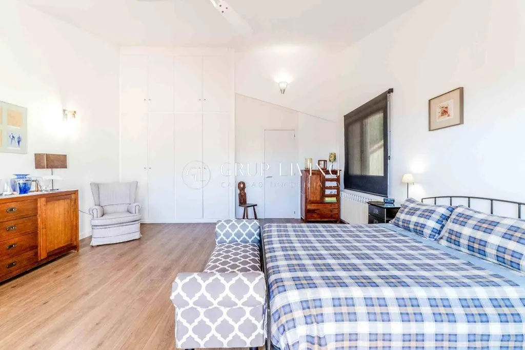 Bedrooms - Luxury House with Pool in Sitges