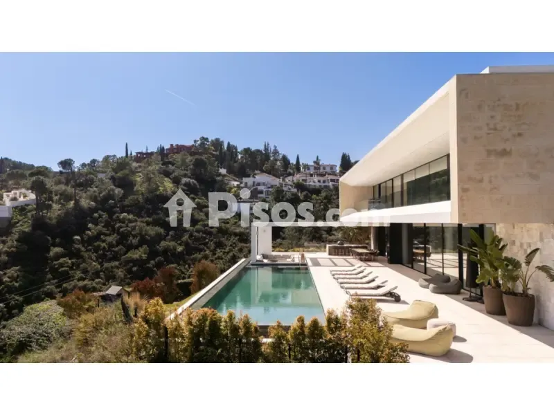 Piscine - Contemporary Villa with Infinity Pool in El Madroñal