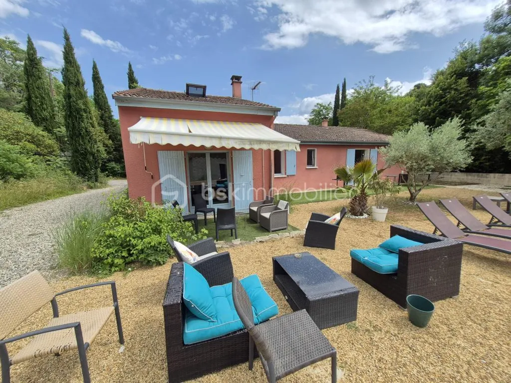 Terrass - Maison with Pool in D'Aubenas Area