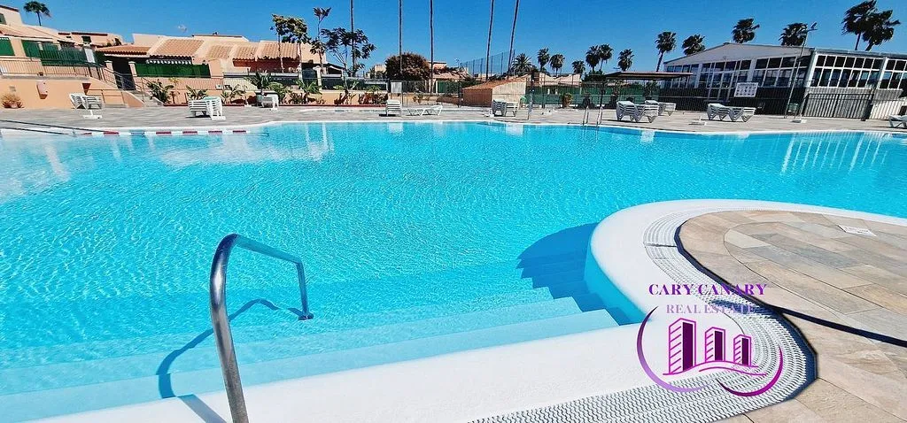 Bassein - Terraced House with Pool in Sonnenland