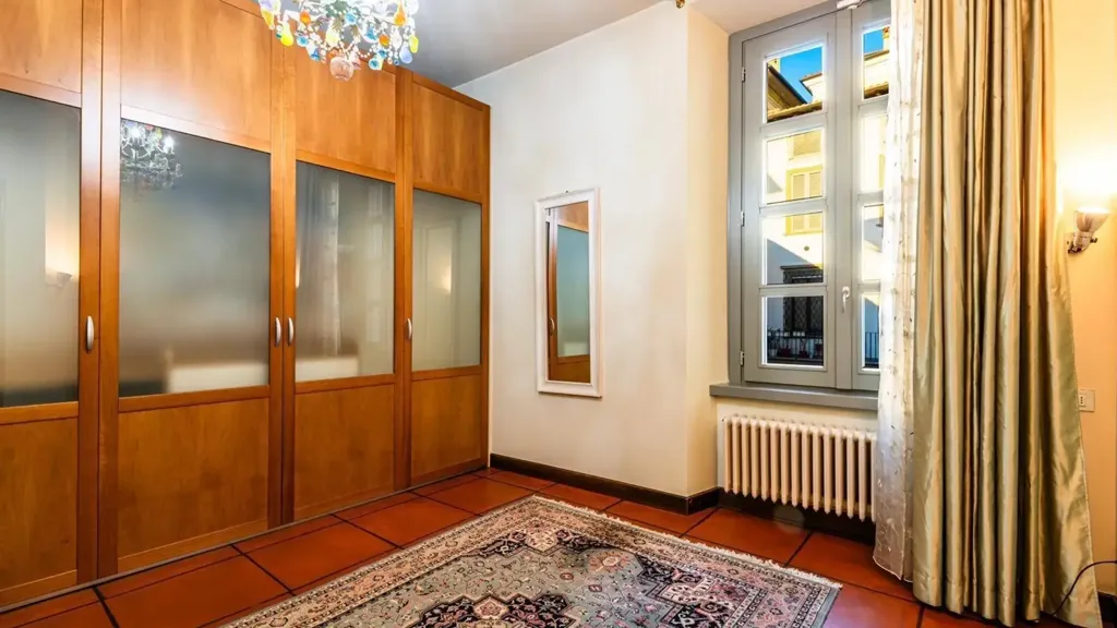 Esik - Historic Apartment with Convent Views in Bergamo