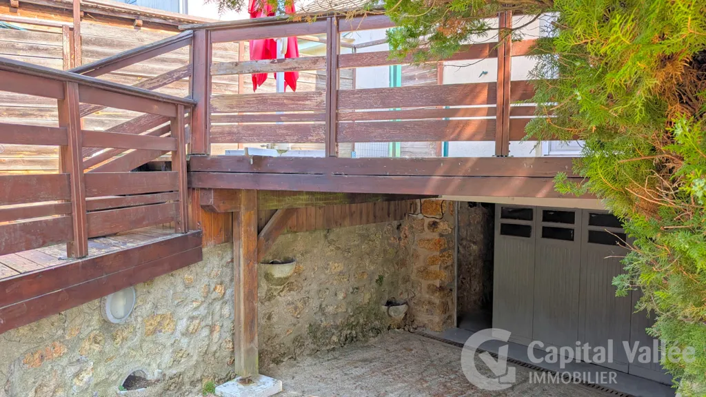 Jardin - Pavillon avec Terrasse et Jardin à Bures-sur-Yvette