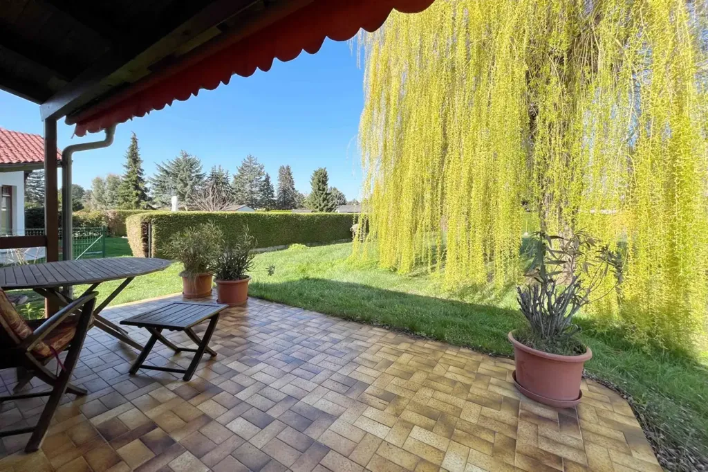 Terrass - Summer Home with Garden by Lake Neufeld