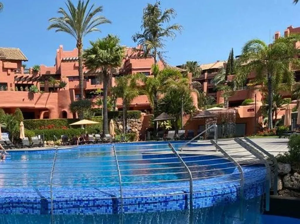 Bassein - Ground Floor Beachfront Flat in Estepona